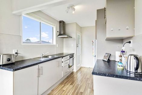 Photo of property in 314 Roscommon Road, Clendon Park, Auckland, 2103