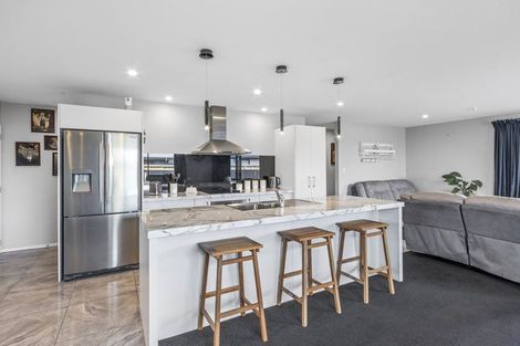 Photo of property in 84 Watkins Drive, Rangiora, 7400