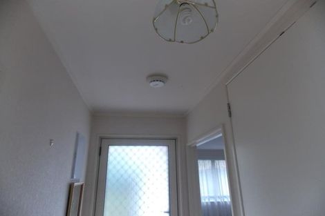 Photo of property in 32 Beauchamp Street, Karori, Wellington, 6012