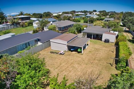 Photo of property in 10 Pinewood Place, Mangawhai Heads, Mangawhai, 0505
