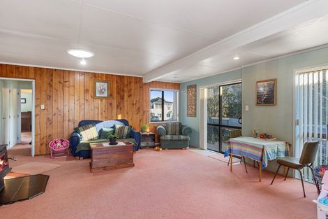 Photo of property in 84 Percy Road, Papamoa Beach, Papamoa, 3118