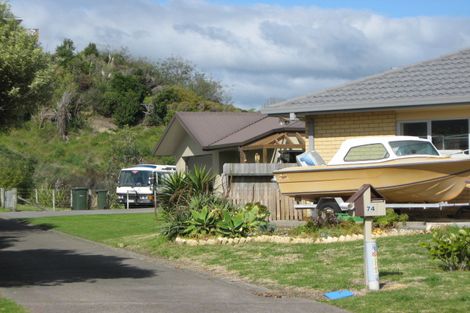 Photo of property in 74 Te Horo Drive, Ohope, 3121
