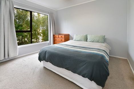 Photo of property in 956 Whangaparaoa Road, Manly, Whangaparaoa, 0930