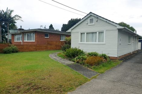 Photo of property in 6 River Road, Te Atatu Peninsula, Auckland, 0610