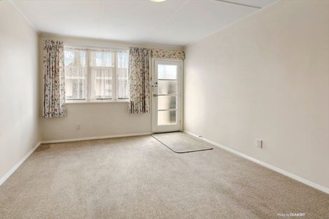 Photo of property in 35 Ebdentown Street, Ebdentown, Upper Hutt, 5018