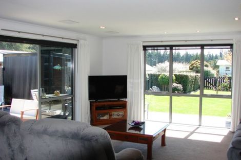 Photo of property in 10 Cornwall Street, Mossburn, 9792