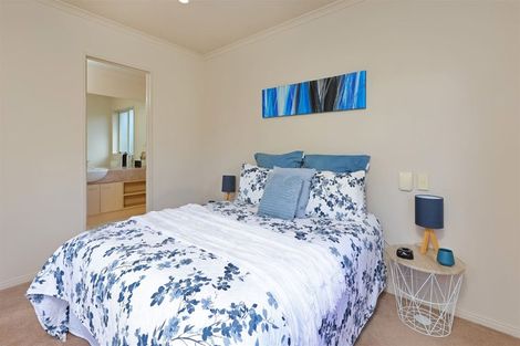 Photo of property in 6 Lantern Court, Henderson, Auckland, 0612