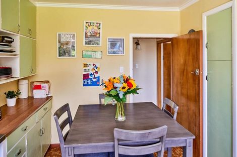Photo of property in 19 Corlett Road, Plimmerton, Porirua, 5026