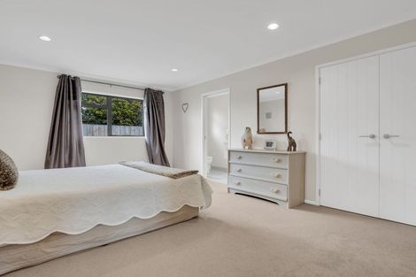 Photo of property in 86 Tiri Road, Tindalls Beach, Whangaparaoa, 0930