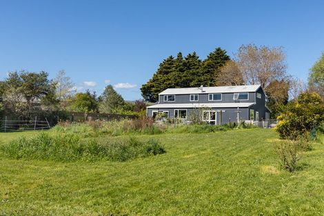 Photo of property in 899 State Highway 1, Te Horo, Otaki, 5581