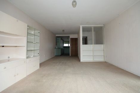 Photo of property in 1/320 Pakuranga Road, Pakuranga Heights, Auckland, 2010