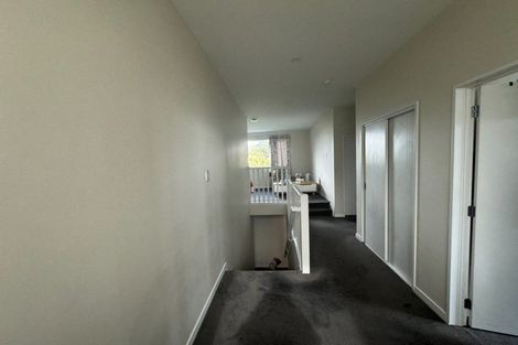 Photo of property in 517 East Coast Road, Murrays Bay, Auckland, 0630