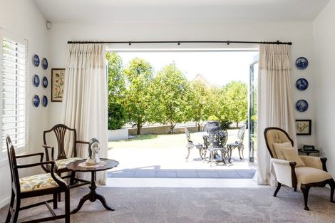 Photo of property in 1 Le Quesnoy Place, Cambridge, 3434