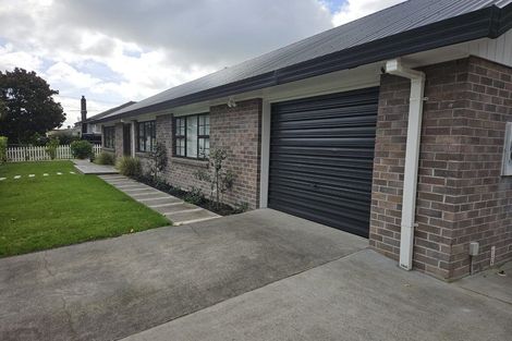Photo of property in 2/45 Willis Road, Papakura, 2110