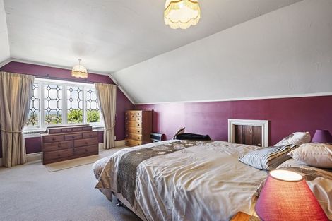 Photo of property in 2/12 Law Street, Torbay, Auckland, 0630