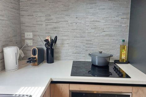 Photo of property in 8/10 Rimu Street, New Lynn, Auckland, 0600