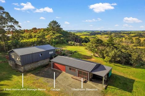 Photo of property in 129 Mcleod Road, South Head, Helensville, 0874