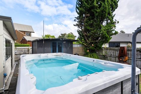 Photo of property in 2 Lake Court, Pauanui, Hikuai, 3579