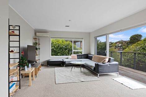 Photo of property in 2/13 Kiri Place, Mairangi Bay, Auckland, 0630