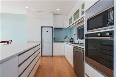 Photo of property in 3 Eglinton Close, Aotea, Porirua, 5024