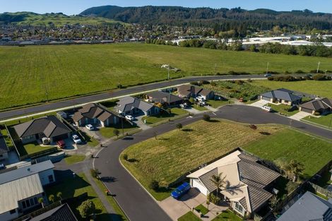 Photo of property in 66 Carroll Place, Owhata, Rotorua, 3010