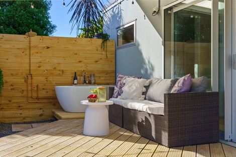 Photo of property in 33a Hicks Crescent, Waikanae Beach, Waikanae, 5036