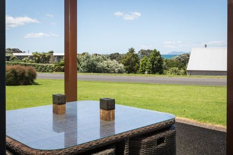 Photo of property in 111 Koutunui Road, Athenree, Katikati, 3177