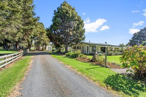 Photo of property in 238 Tauraroa Road, Maungakaramea, Whangarei, 0178