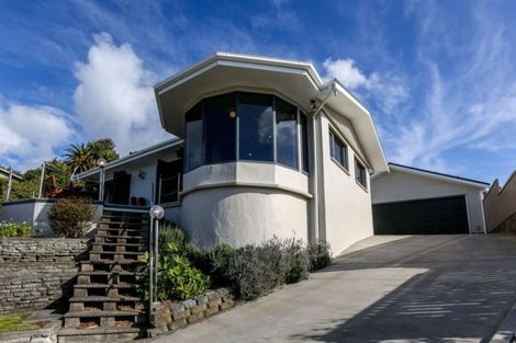 Photo of property in 27 Findlay Street, Moturoa, New Plymouth, 4310