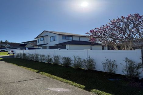 Photo of property in 6 Maylee Crescent, Gulf Harbour, Whangaparaoa, 0930