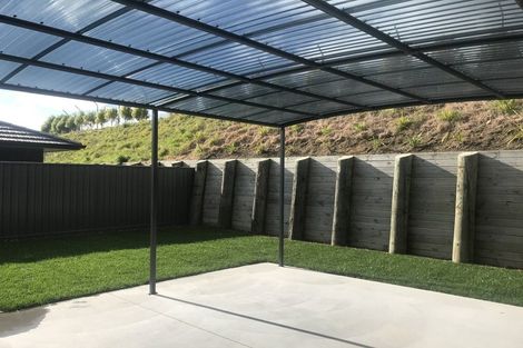 Photo of property in 25 Blacklock Road, Pyes Pa, Tauranga, 3112