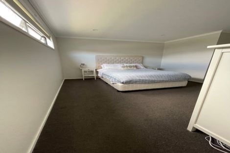 Photo of property in 42 Karearea Avenue, Kenepuru, Porirua, 5022