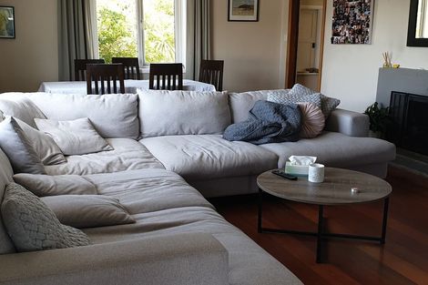 Photo of property in 9 Terrace Road, Titahi Bay, Porirua, 5022