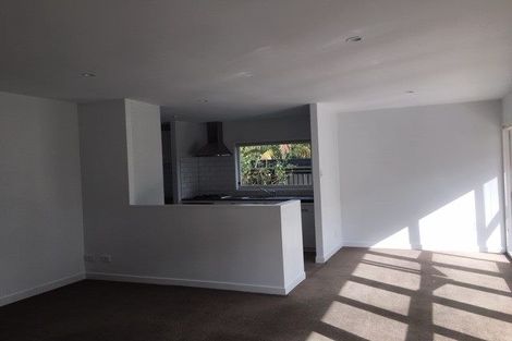 Photo of property in 1/281 Beach Road, Campbells Bay, Auckland, 0630