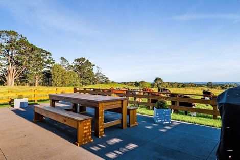 Photo of property in 1202 Frankley Road, Hurworth, New Plymouth, 4371