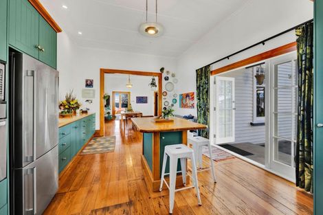 Photo of property in 33 Dives Avenue, Hawera, 4610