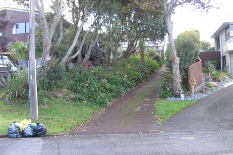 Photo of property in 2/2a Morrow Avenue, Bucklands Beach, Auckland, 2012