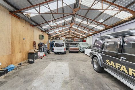 Photo of property in 415 Carrington Street, Upper Vogeltown, New Plymouth, 4310