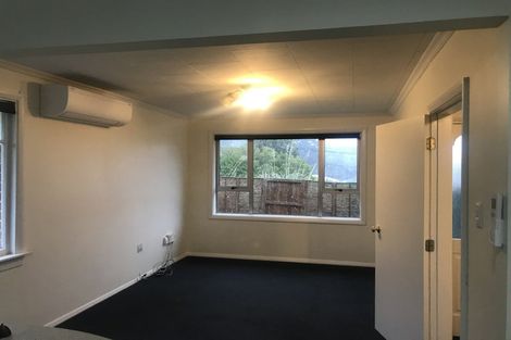 Photo of property in 19 Brockville Road, Glenross, Dunedin, 9011