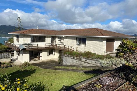 Photo of property in 252 Paku Drive, Tairua, 3508