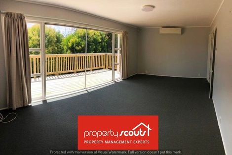 Photo of property in 1/8 Reid Road, New Lynn, Auckland, 0600