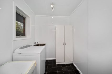 Photo of property in 12 Saxton Road, Upper Vogeltown, New Plymouth, 4310