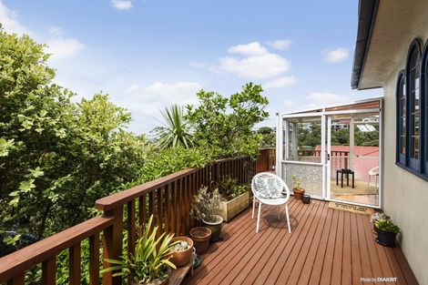 Photo of property in 9 Knoll Street, Island Bay, Wellington, 6023