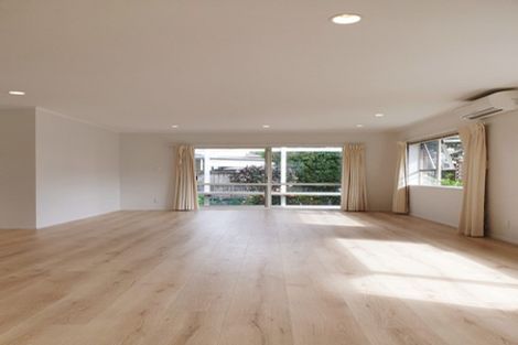 Photo of property in 3/89 Nile Road, Milford, Auckland, 0620