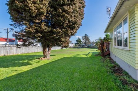 Photo of property in 2a Brandon Road, Glen Eden, Auckland, 0602