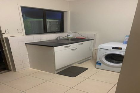 Photo of property in 463 Don Buck Road, Massey, Auckland, 0614