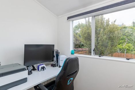 Photo of property in 26b Viewmont Drive, Harbour View, Lower Hutt, 5010