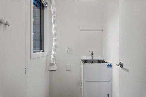 Photo of property in 4 Bridgemere Lane, Cracroft, Christchurch, 8022