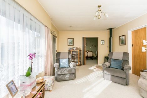 Photo of property in 2/17 Ngarimu Crescent, Taradale, Napier, 4112