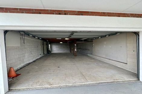 Photo of property in 1/42 Evelyn Place, Hillcrest, Auckland, 0627